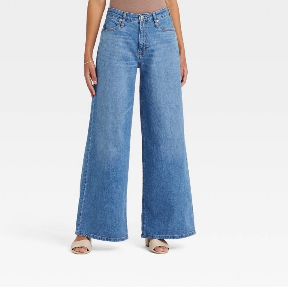 Wide Leg Jeans